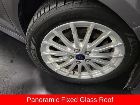 Used 2015 Ford C-MAX Energi SEL w/ Equipment Group 303A FWD image 11