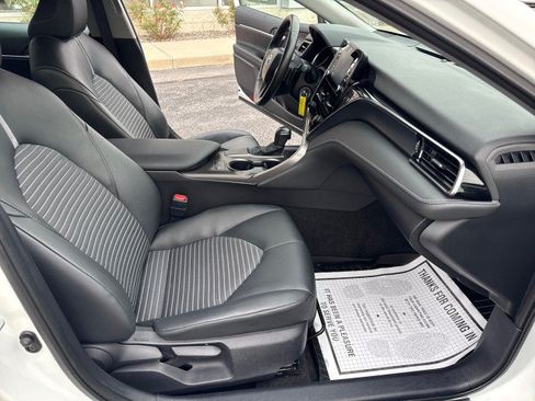 Used 2024 Toyota Camry SE FWD image 28