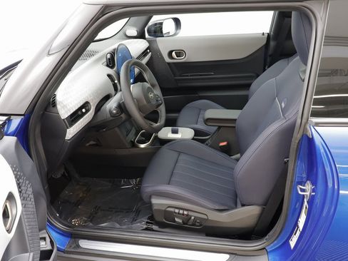 New 2025 MINI Cooper S image 6