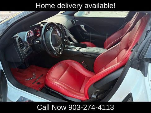 Used 2017 Chevrolet Corvette Stingray Coupe w/ 1LT RWD image 19