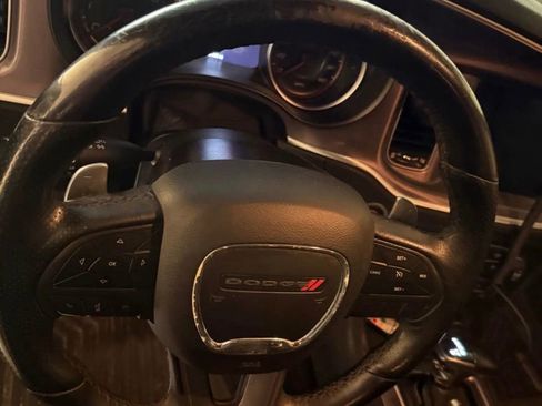 Used 2019 Dodge Charger Scat Pack w/ Navigation & Travel Group RWD image 6