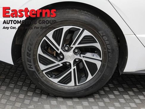 Used 2021 Hyundai Sonata Blue image 43