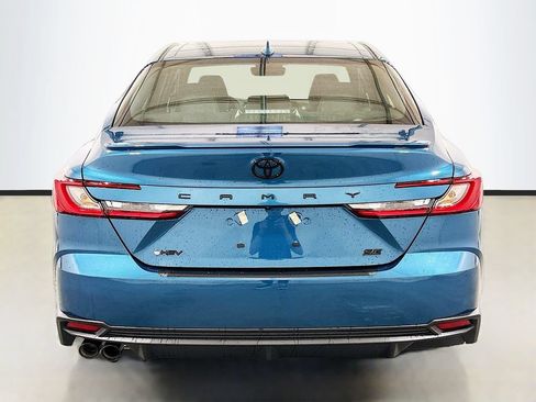 New 2026 Toyota Camry SE FWD image 5