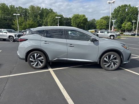 Used 2022 Nissan Murano SL AWD/4WD image 2