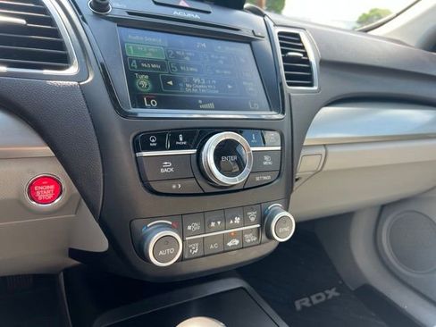 Used 2018 Acura RDX AWD w/ Advance Package image 15