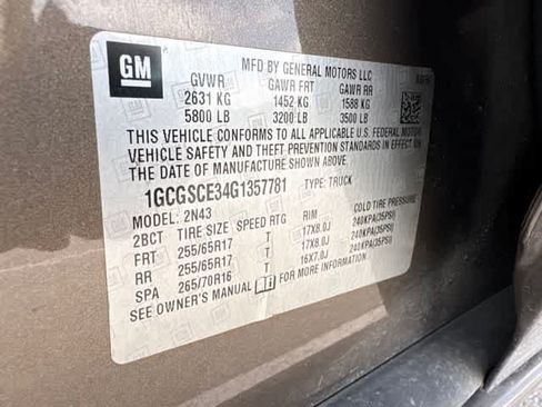 Used 2016 Chevrolet Colorado LT w/ LT Convenience Package RWD image 24