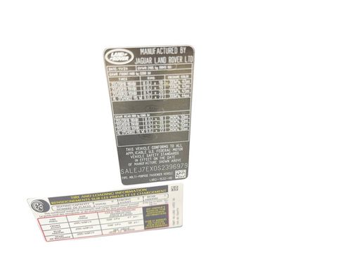 Used 2025 Land Rover Defender 110 S image 82