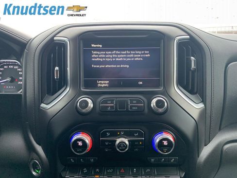 Used 2021 GMC Sierra 1500 AT4 image 24