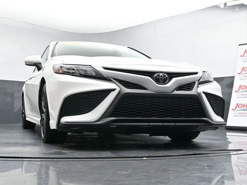 Used 2023 Toyota Camry SE image 33