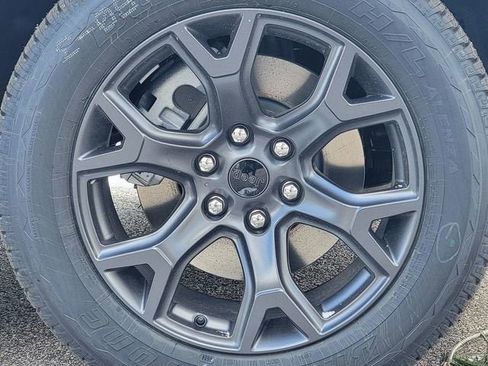 New 2026 Jeep Grand Wagoneer L Limited image 17