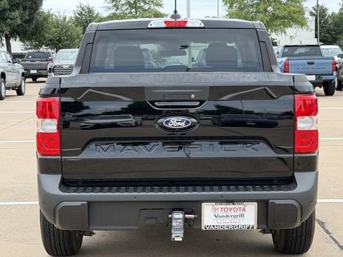 Used 2026 Ford Maverick XLT w/ XLT Luxury Package FWD image 5