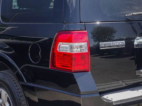 Used 2008 Ford Expedition XLT RWD image 7