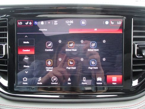 Used 2024 Dodge Durango GT image 29