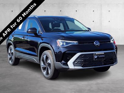 New 2025 Volkswagen Taos SE