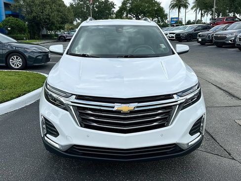 Used 2023 Chevrolet Equinox Premier FWD image 2