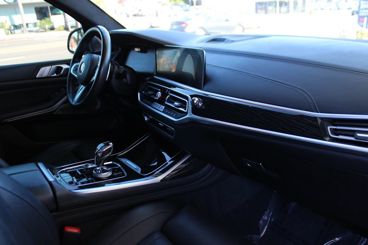 Used 2019 BMW X7 xDrive50i w/ Dynamic Handling Package AWD/4WD image 19