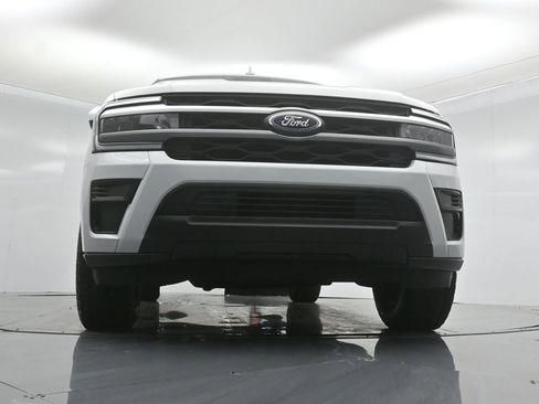 Certified 2023 Ford Expedition Max XLT RWD image 46