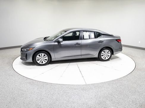 Used 2024 Nissan Sentra S FWD image 30