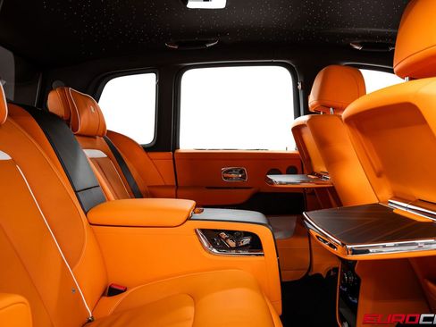 Used 2023 Rolls-Royce Cullinan image 39