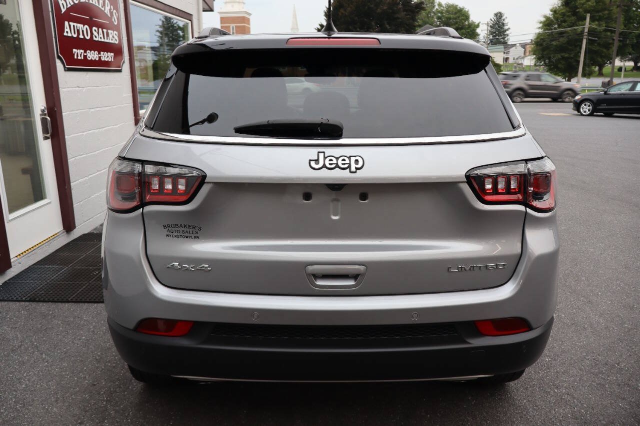 Used 2023 Jeep Compass Limited w/ Sun and Sound Group AWD/4WD image 3