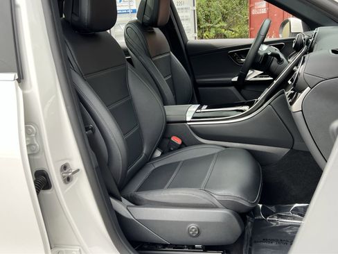 Certified 2025 Mercedes-Benz GLC 300 4MATIC image 34