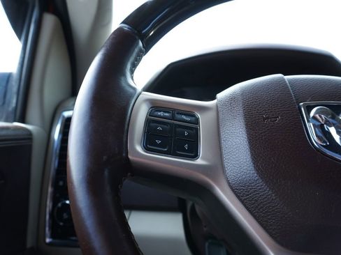 Used 2013 RAM 1500 Laramie Longhorn w/ Convenience Group AWD/4WD image 20