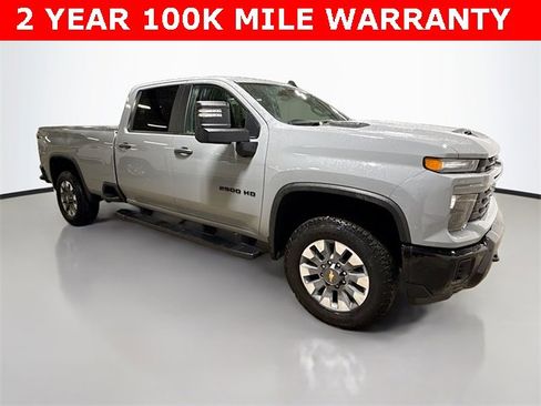 Used 2024 Chevrolet Silverado 2500 Custom w/ Custom Value Package image 5