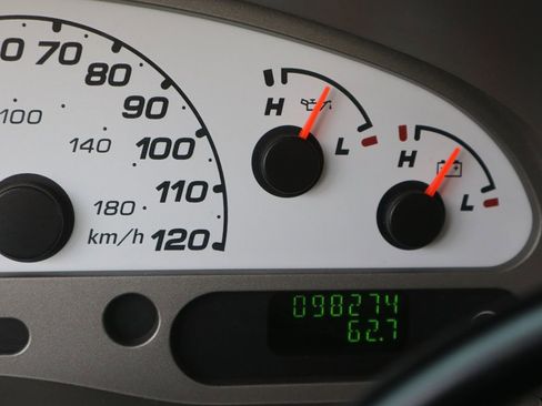 Used 2004 Ford Explorer Sport Trac XLT image 44