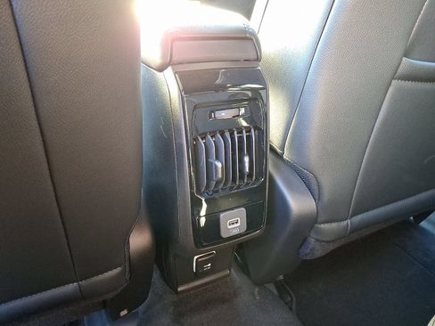New 2026 Jeep Compass Limited AWD/4WD image 7