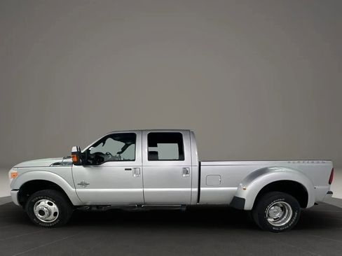Used 2016 Ford F350 Platinum AWD/4WD image 2