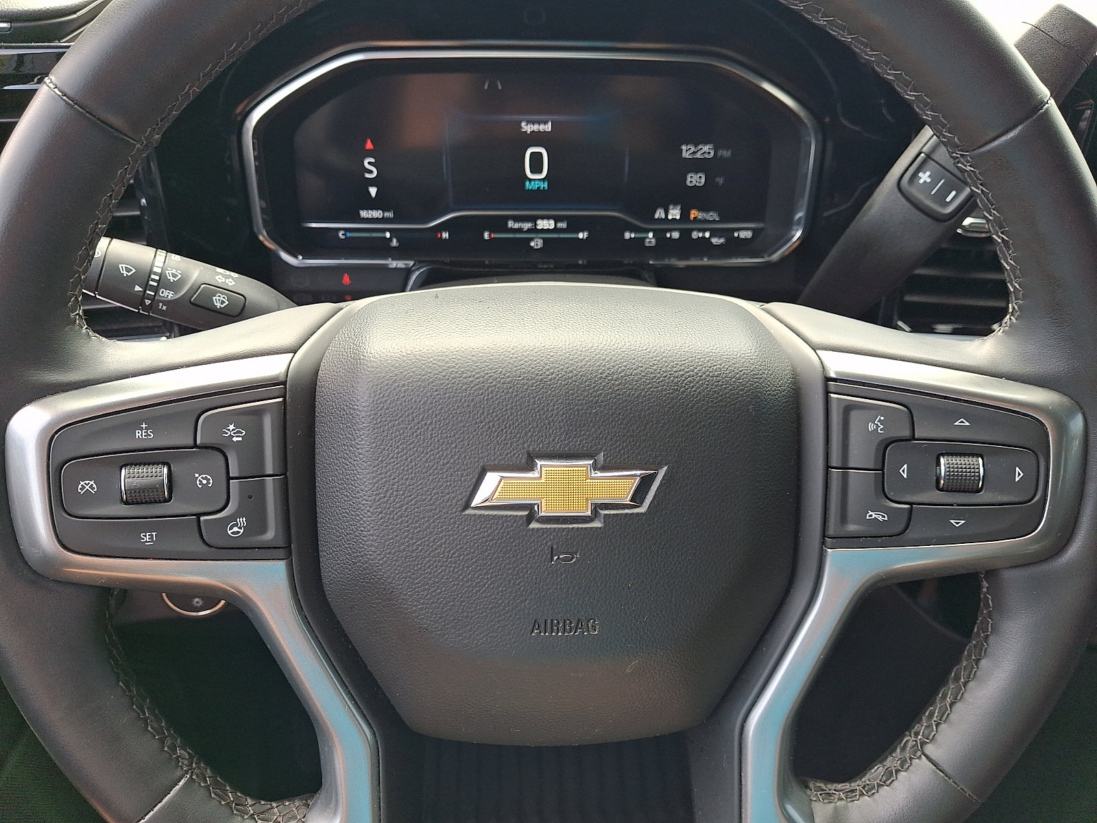 Certified 2024 Chevrolet Silverado 1500 LT AWD/4WD image 20