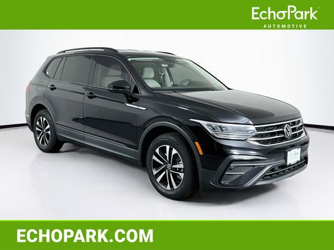 Used 2023 Volkswagen Tiguan S FWD image 1