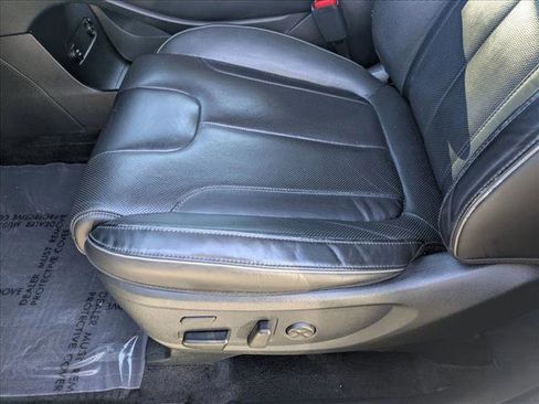 Used 2020 Hyundai Palisade Limited w/ Winter Weather Package image 12