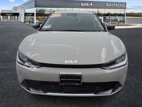 Certified 2024 Kia EV6 Light image 9