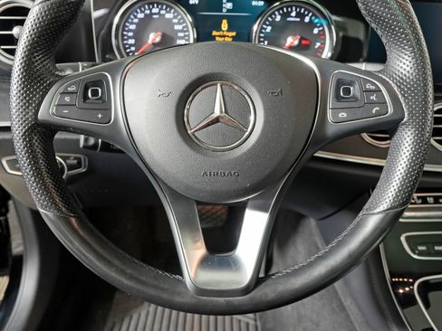 Used 2017 Mercedes-Benz E 300 4MATIC image 20
