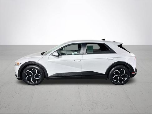 Used 2024 Hyundai Ioniq 5 SEL RWD image 9