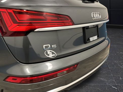 Used 2022 Audi Q5 2.0T Premium w/ Convenience Package AWD/4WD image 37
