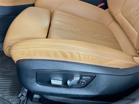 Certified 2023 BMW 530i xDrive w/ M Sport Package image 20