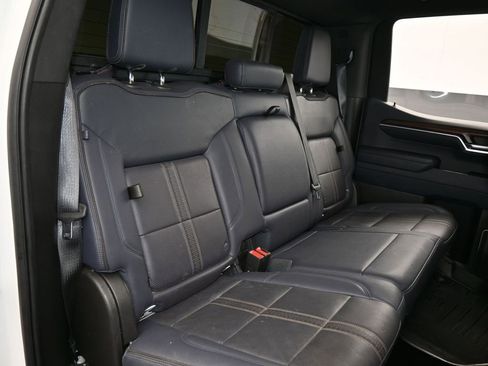 Used 2022 Chevrolet Silverado 1500 High Country image 58