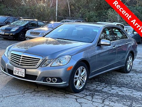 Used 2011 Mercedes-Benz E 350 Sedan image 3