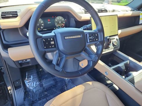 Used 2026 Land Rover Defender 110 S AWD/4WD image 14