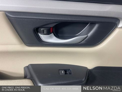Used 2018 Honda CR-V LX image 20