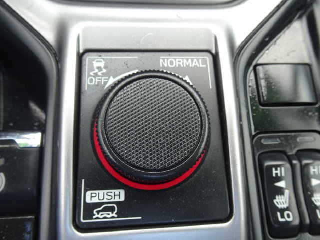 Used 2020 Subaru Forester Premium w/ Popular Package #1 AWD/4WD image 25