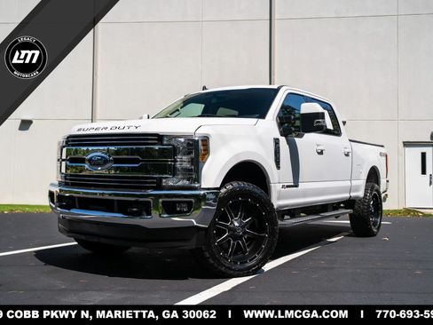 Used 2019 Ford F250 Lariat w/ Lariat Value Package AWD/4WD image 1