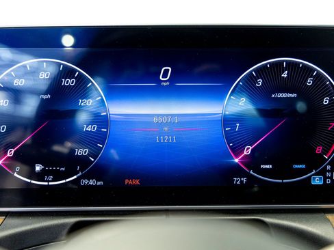 Used 2024 Mercedes-Benz C 300 Sedan image 17