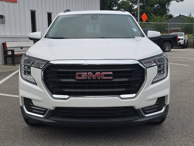 Used 2022 GMC Terrain SLE w/ Driver Convenience Package FWD image 8