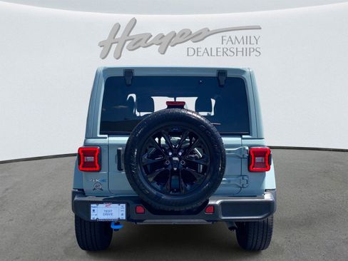 Used 2023 Jeep Wrangler Sahara image 4