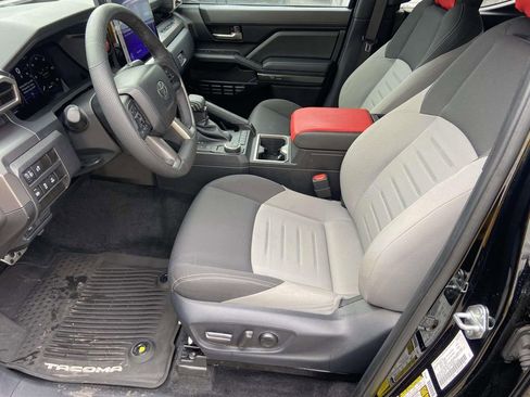 Used 2024 Toyota Tacoma TRD Sport w/ TRD Sport Upgrade Package image 14