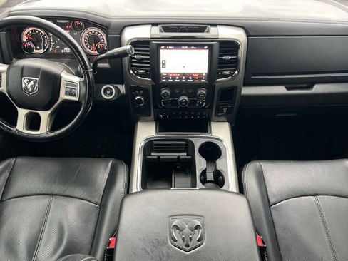 Used 2018 RAM 2500 Laramie w/ Sport Appearance Group image 9