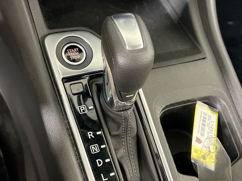 Used 2020 Nissan Sentra SV FWD image 16